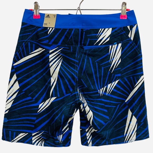 Adidas Mens Graphic Tech Swimming Shorts Navy Boardshorts Men’s FJ3908 Size 29” - Picture 8 of 10